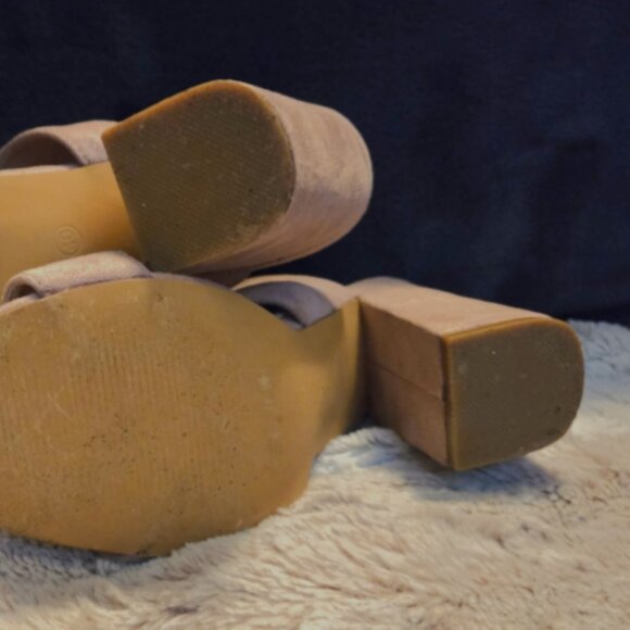 Steve Madden Slip On 4" High Heels - Size 40 EURO - Picture 6 of 7